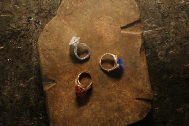 gambar 3 cincin elf di serial rings of power