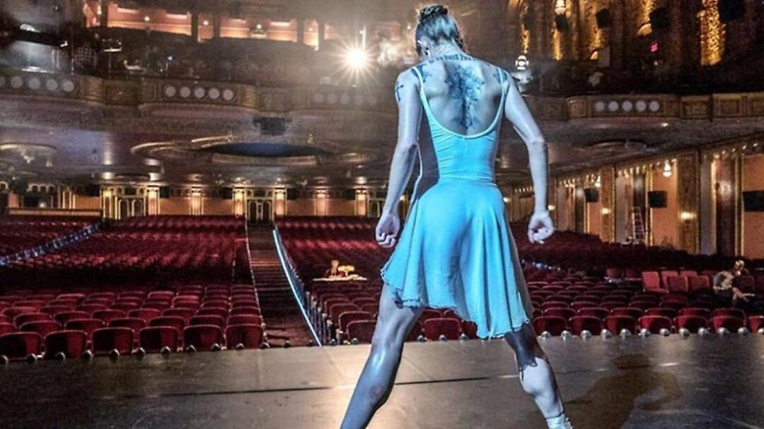 screenshot ballerina di film john wick