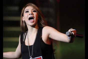 artis korea yang oplas