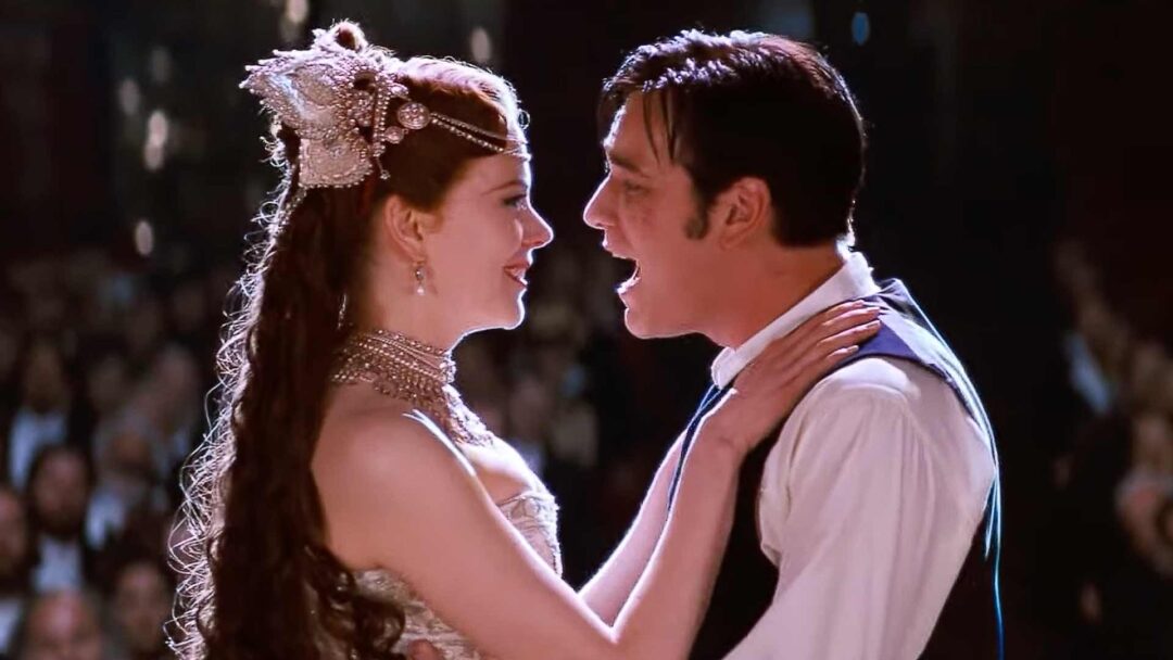 gambar nicole kidman dan ewan mcgregor di film moulin rouge