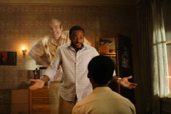 gambar film komedi we have a ghost di netflix