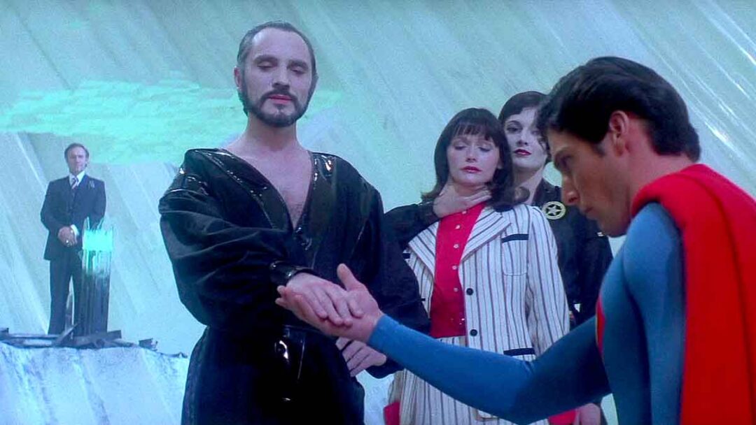 gambar adegan di film superman 2
