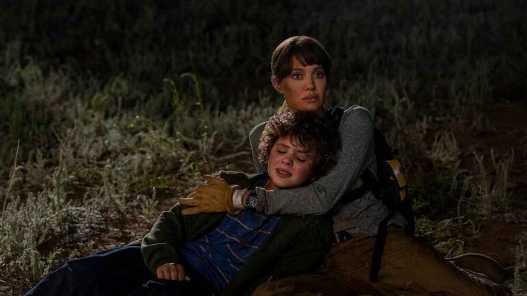gambar dari film Those Who Wish Me Dead