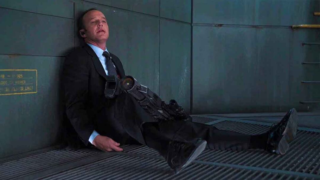 gambar phil coulson dari film avengers