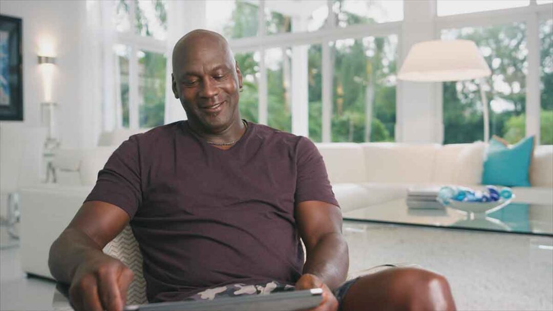 gambar michael jordan dari serial dokumenter netflix the last dance