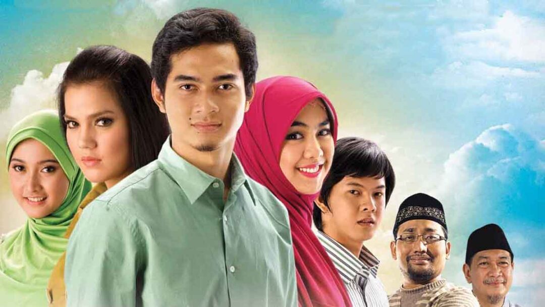 film Ketika Cinta Bertasbih (2009)