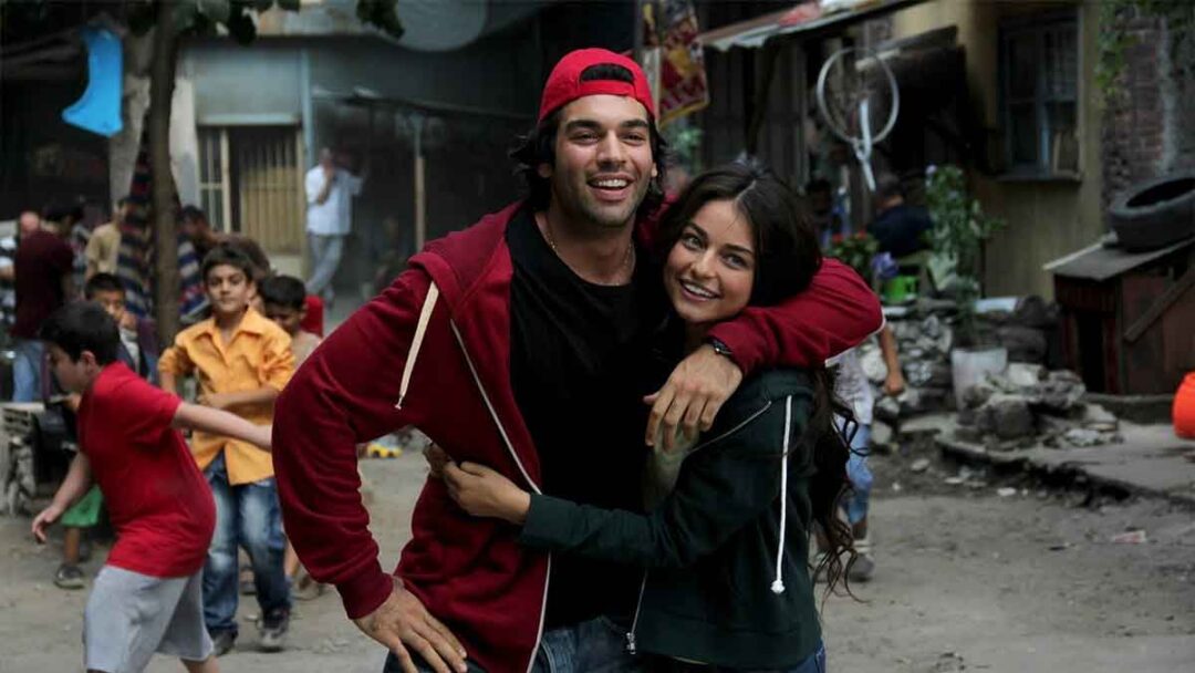 salah satu film turki romantis berjudul Cute and Dangerous