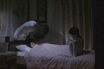 gambar adegan film horor supranatural Ju on The Grudge