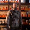 gambar jason statham di film the beekeeper