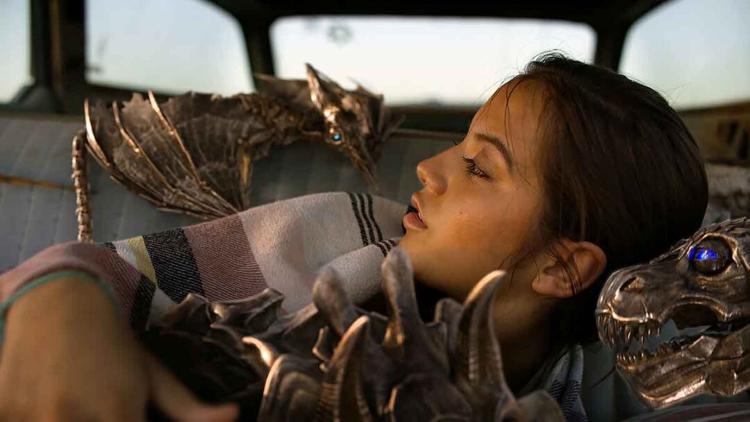 isabela moner di film transformers the last knight