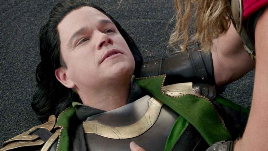 gambar cameo matt damon di film thor ragnarok