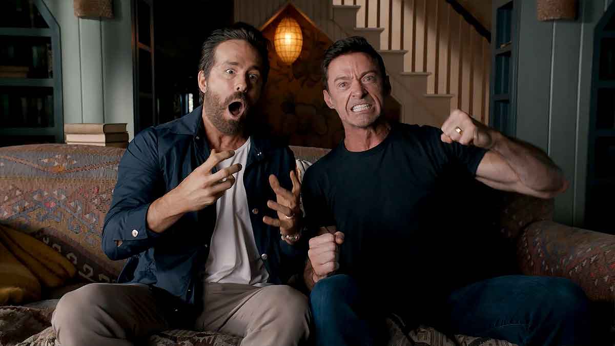 pengumuman kehadiran wolverine oleh ryand reynolds dan hugh jackman