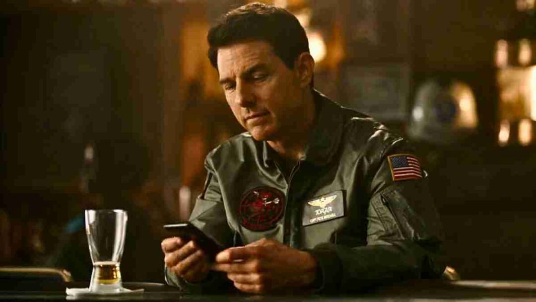tom cruise di film top gun maverick