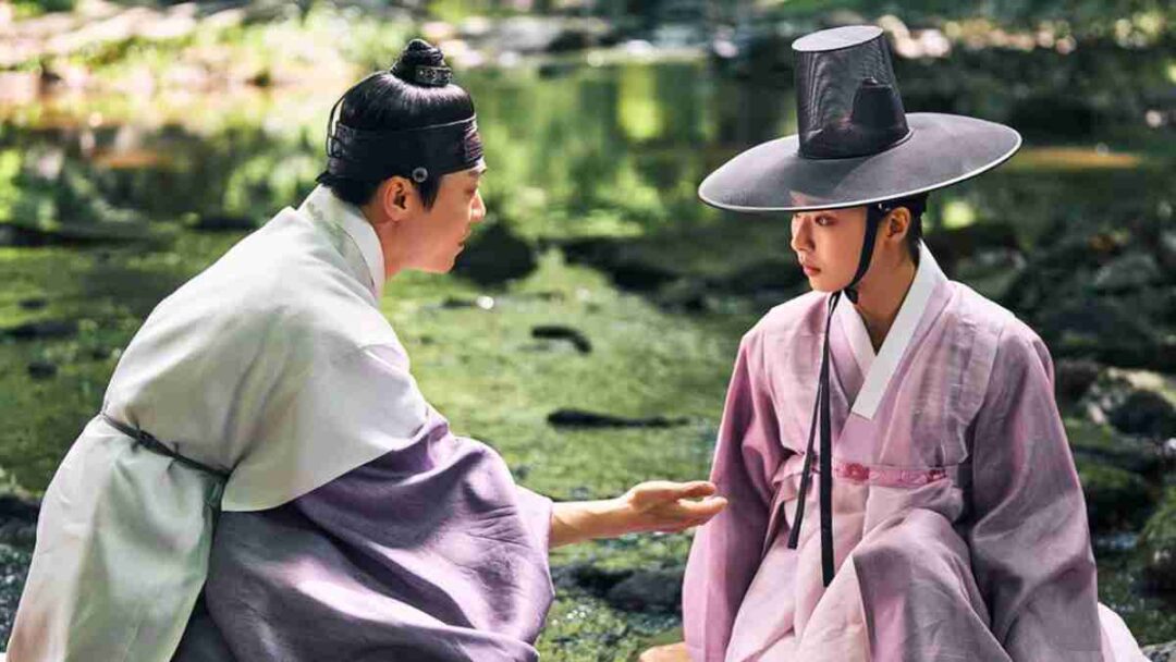 gambar adegan drakor netflix berjudul Captivating the King