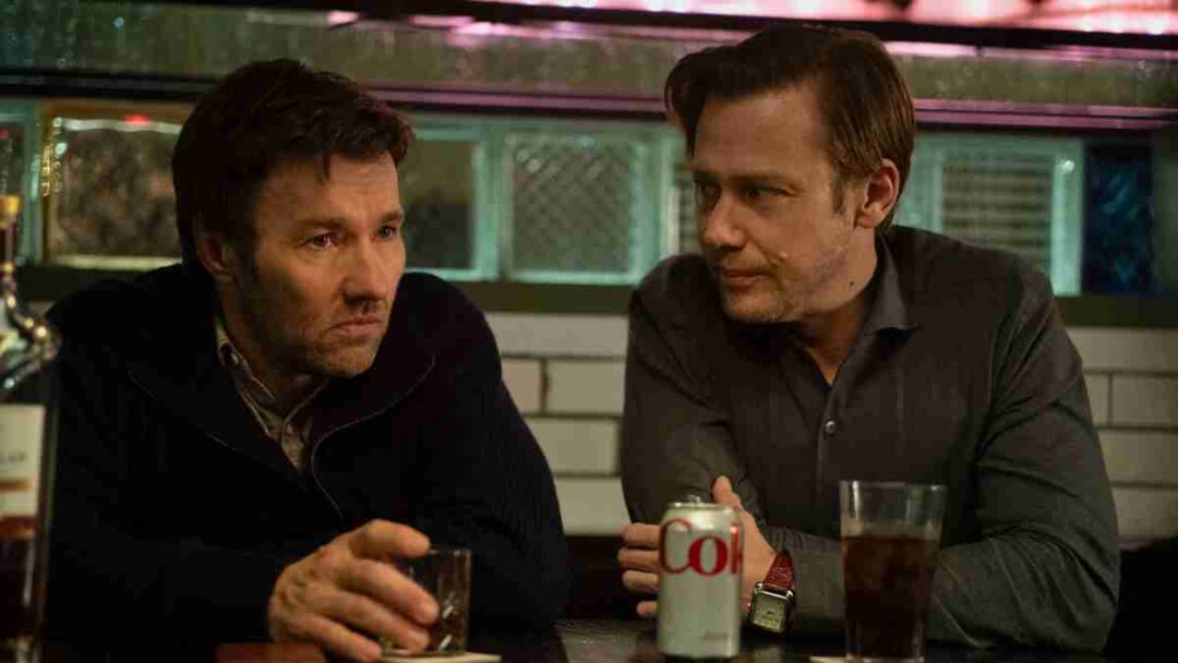 gambar Joel Edgerton dan Jimmi Simpson di serial Dark Matter