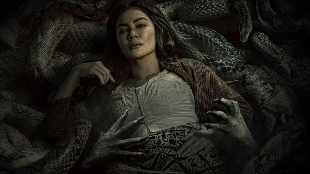 gambar potongan poster film horor indonesia berjudul Paku Tanah Jawa