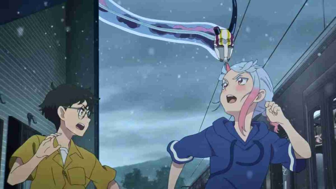 gambar karakter hiiragi dan tsumugi dikejar dewa salju di film anime my oni girl