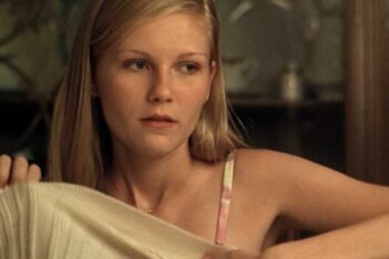 gambar kirsten dunst di film the virgin suicide
