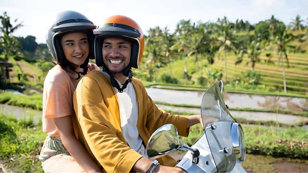 gambar adegan film A Perfect Fit