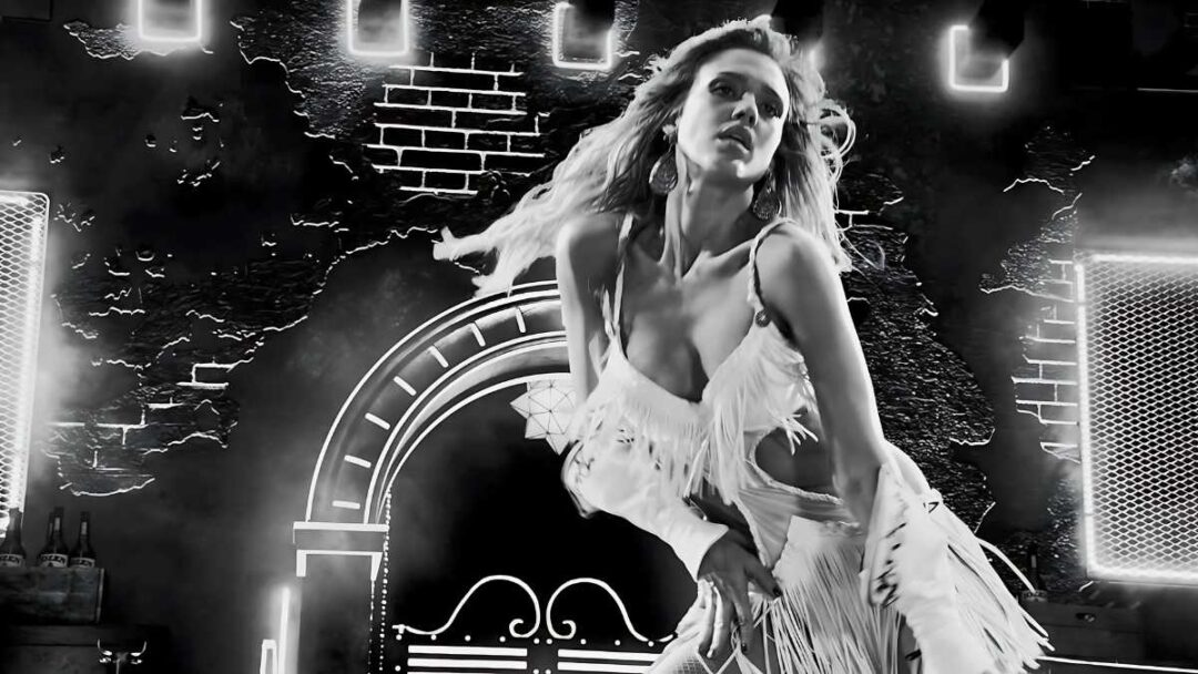 gambar jessica alba di film sin city a dame to kill for 