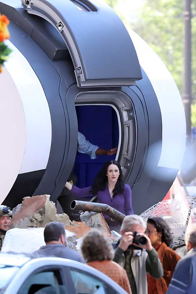 foto Rachel Brosnahan di film Superman