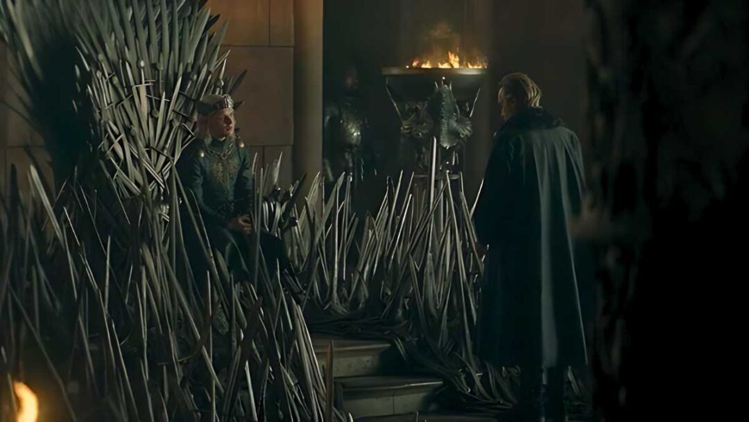 gambar karakter aegon targaryen dan otto hightower dari serial house of the dragon season 2 episode 1