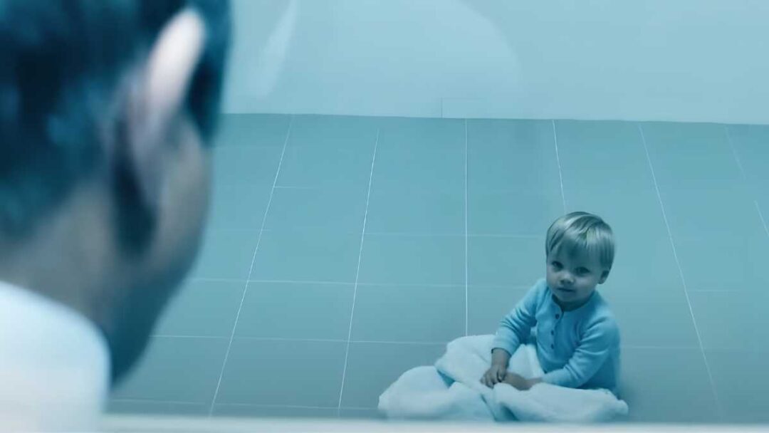gambar adegan homelander waktu kecil dari serial the boys