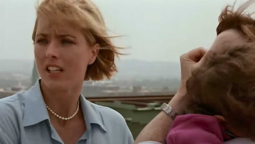gambar adegan jenny berkorban di film deep impact