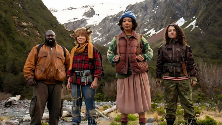 gambar karakter jepperd, gus, wendy, dan bear di serial sweet tooth season 3