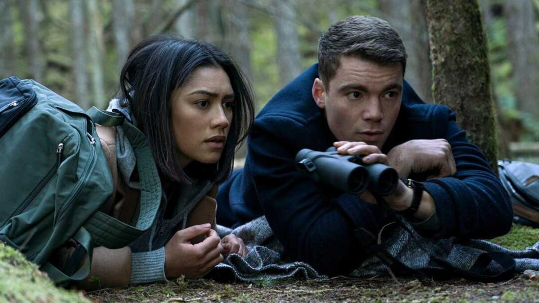 gambar adegan dari serial action netflix berjudul the night agent