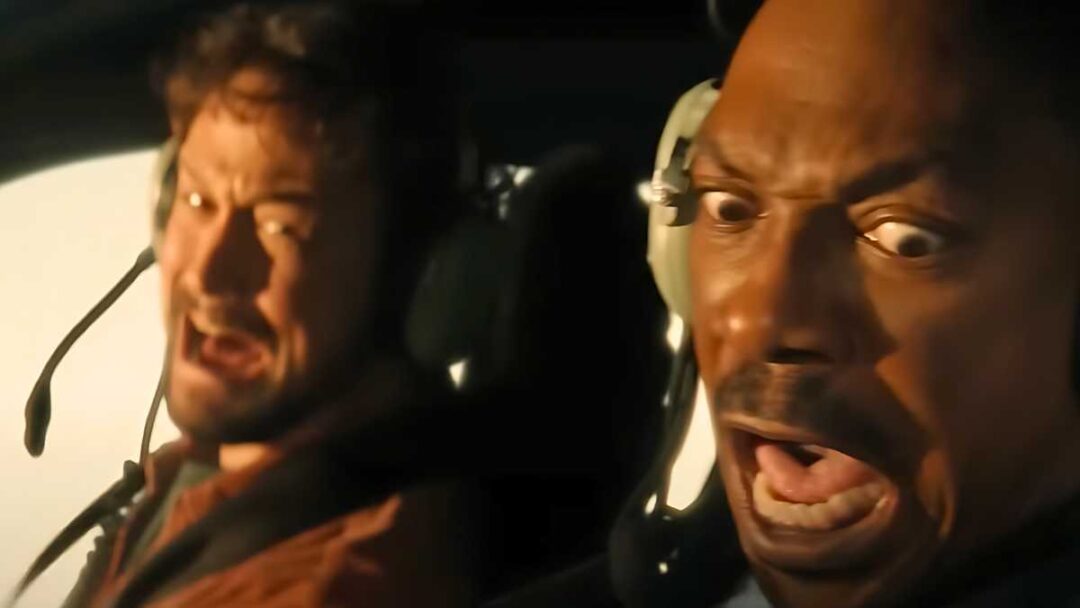 gambar Joseph Gordon-Levitt dan Eddie Murphy dari adegan di film Beverly Hills Cop: Axel F