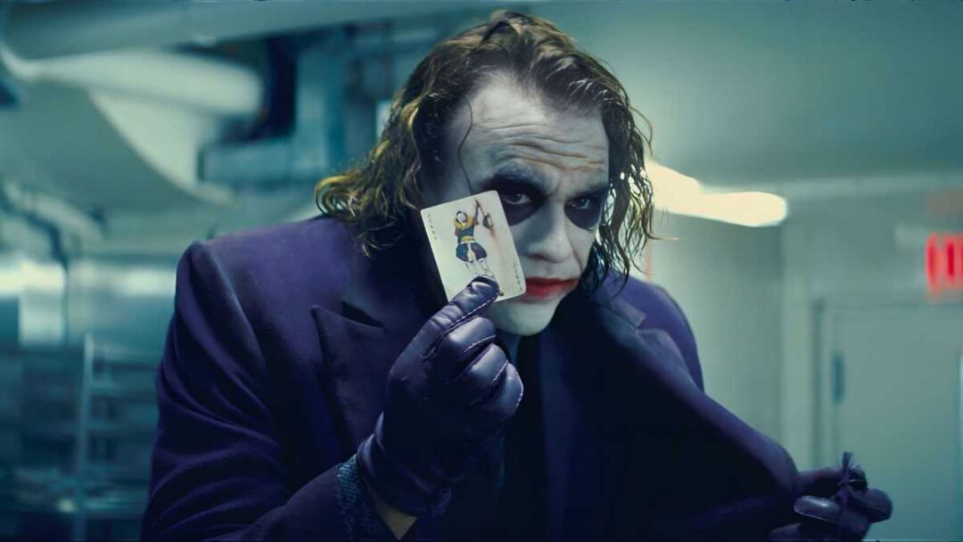 gambar karakter The Joker dari film The Dark Knight