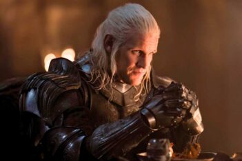 gambar matt smith sebagai daemon targaryen di serial house of the dragon