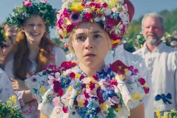 gambar adegan dari midsommar salah satu film a24 terbaik