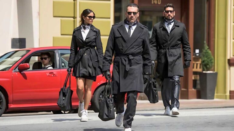 gambar adegan perampokan dari film baby driver