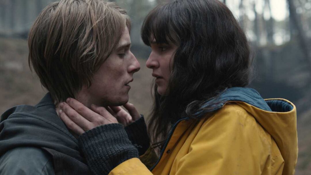gambar karakter jonas dan martha dari serial dark